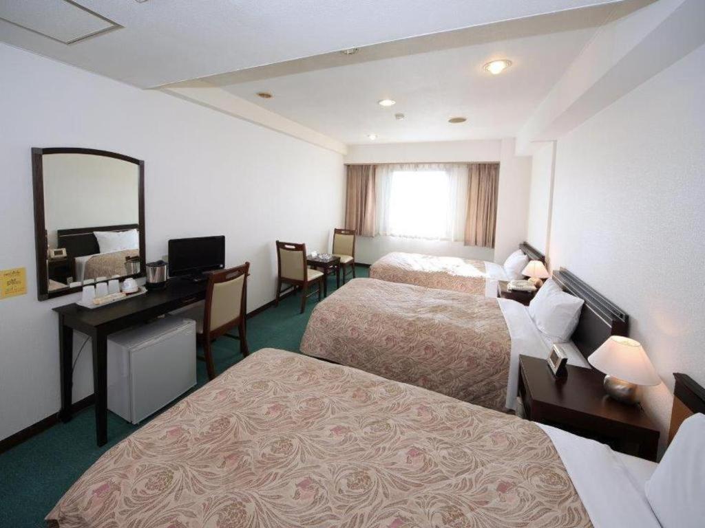 Hotel Yutaka Wing Izumisano Exterior foto